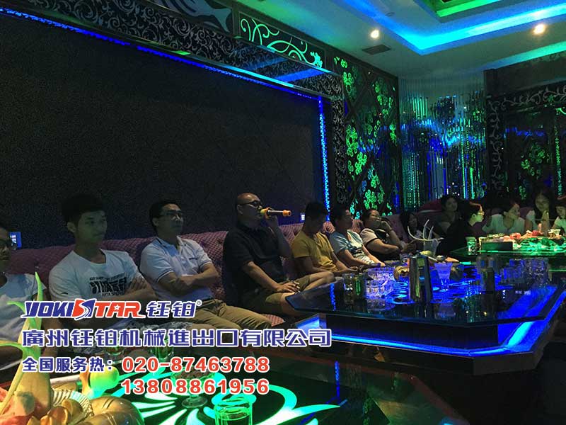 廣州鈺鉑機(jī)械進(jìn)出口有限公司【020-87463788/13808861956】,專業(yè)生產(chǎn)烤漆房/汽車烤漆房/鈺鉑牌烤漆房/家具烤漆房/高溫烤漆房/紅外線烤漆房/紅外線烤燈/無(wú)塵干磨機(jī)等汽保產(chǎn)品,鈺鉑品牌產(chǎn)品遠(yuǎn)銷全球